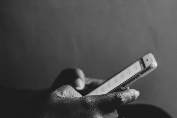 Uzależnienie od smartfonów – nowa choroba cywilizacyjna